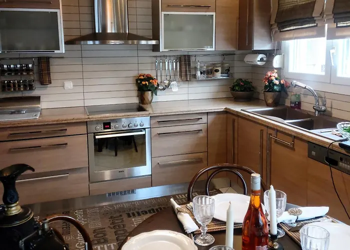 Classic With Beautiful View דירה