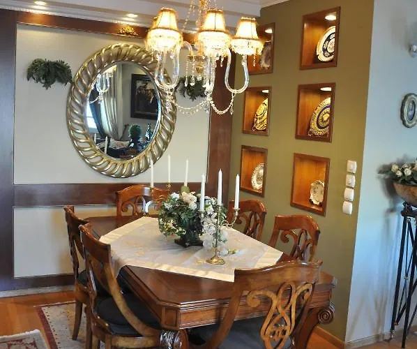 Classic With Beautiful View דירה